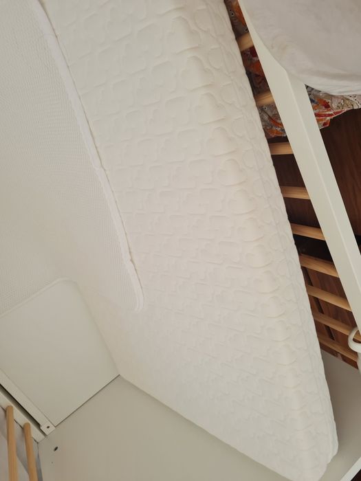 Berço Zippy 3 em 1 e colchão aerosleep