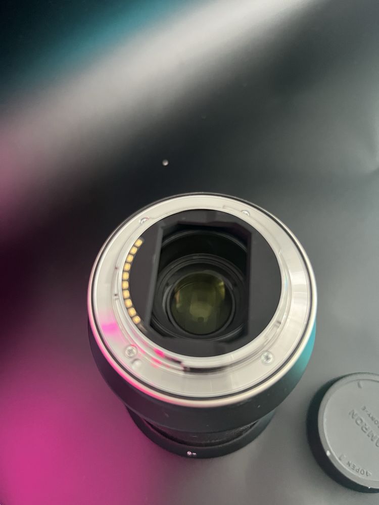Obiektyw Sony E 28-75 Tamron Di III RXD