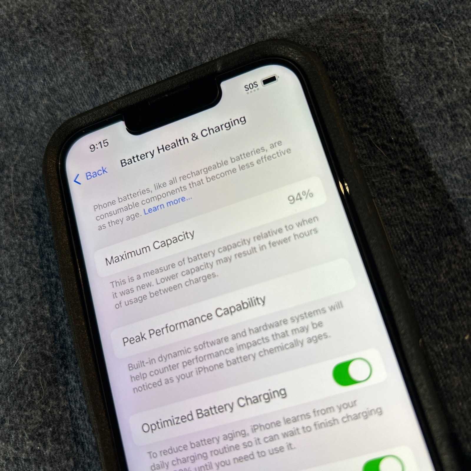 IPhone 13 256GB + etui. 94% bateria