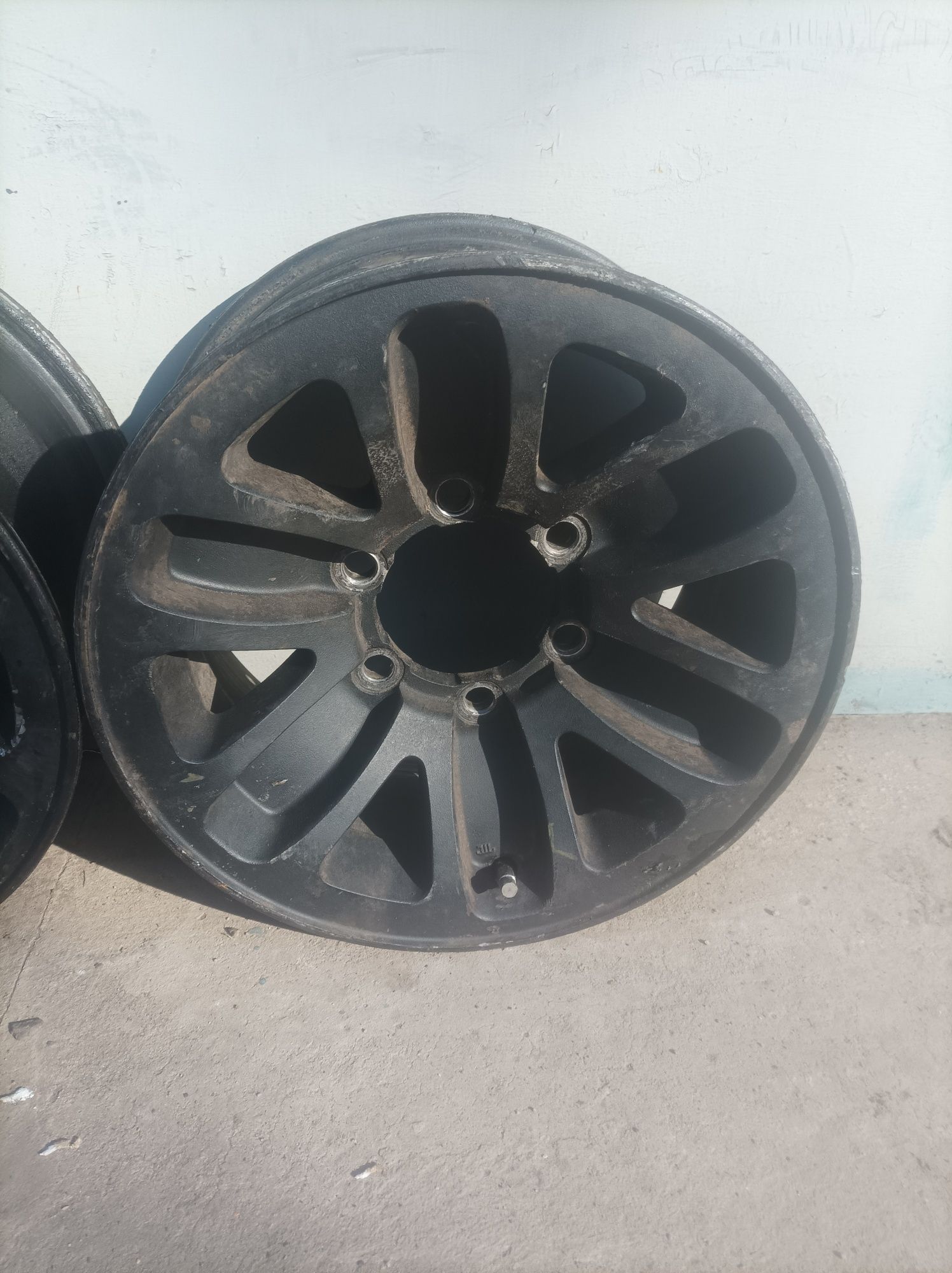 Диски Титани R15 6*139.7 Nissan Mitsubishi Toyota