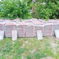 60. Stare betonowe dachówki