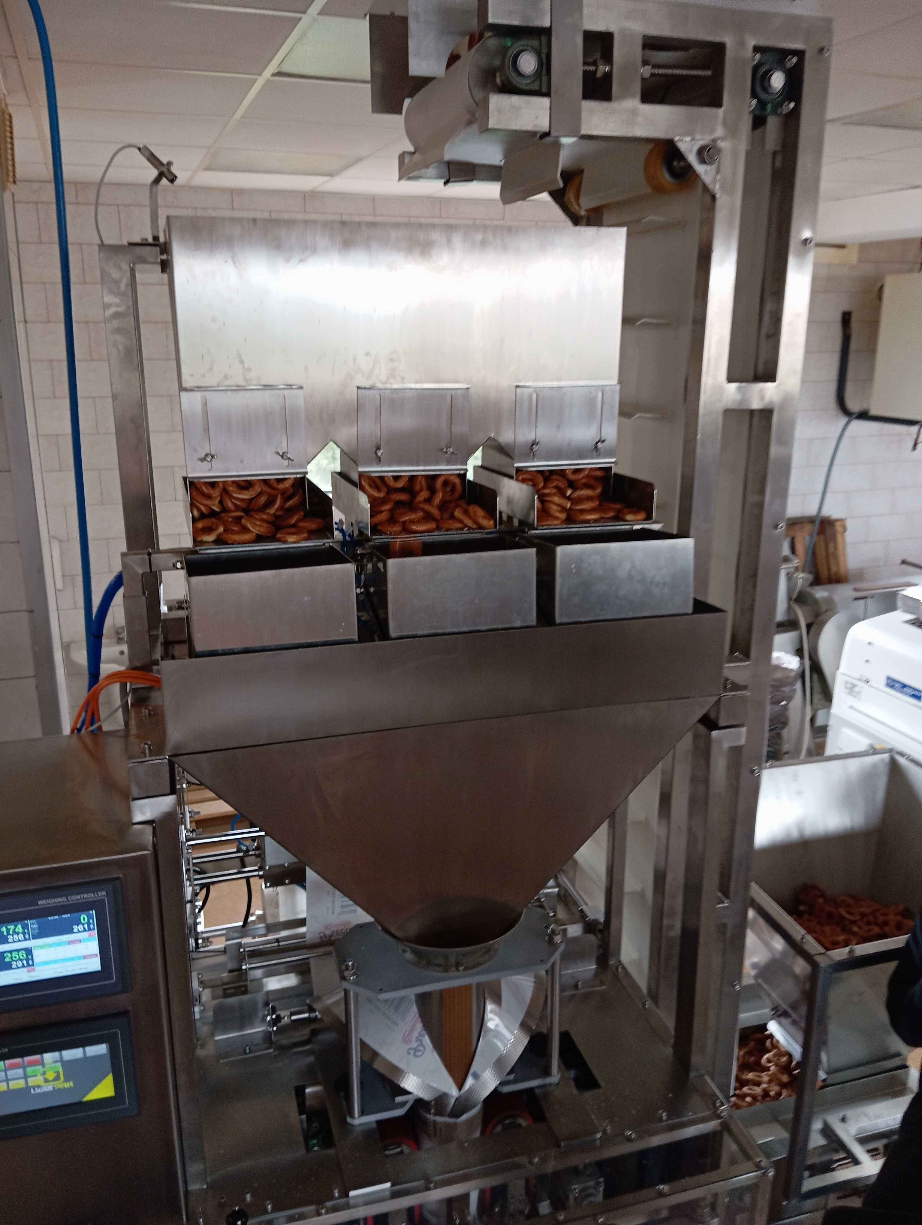 Maszyna Pakująca waga pionowa automat  pakowarka wagowa naważarka