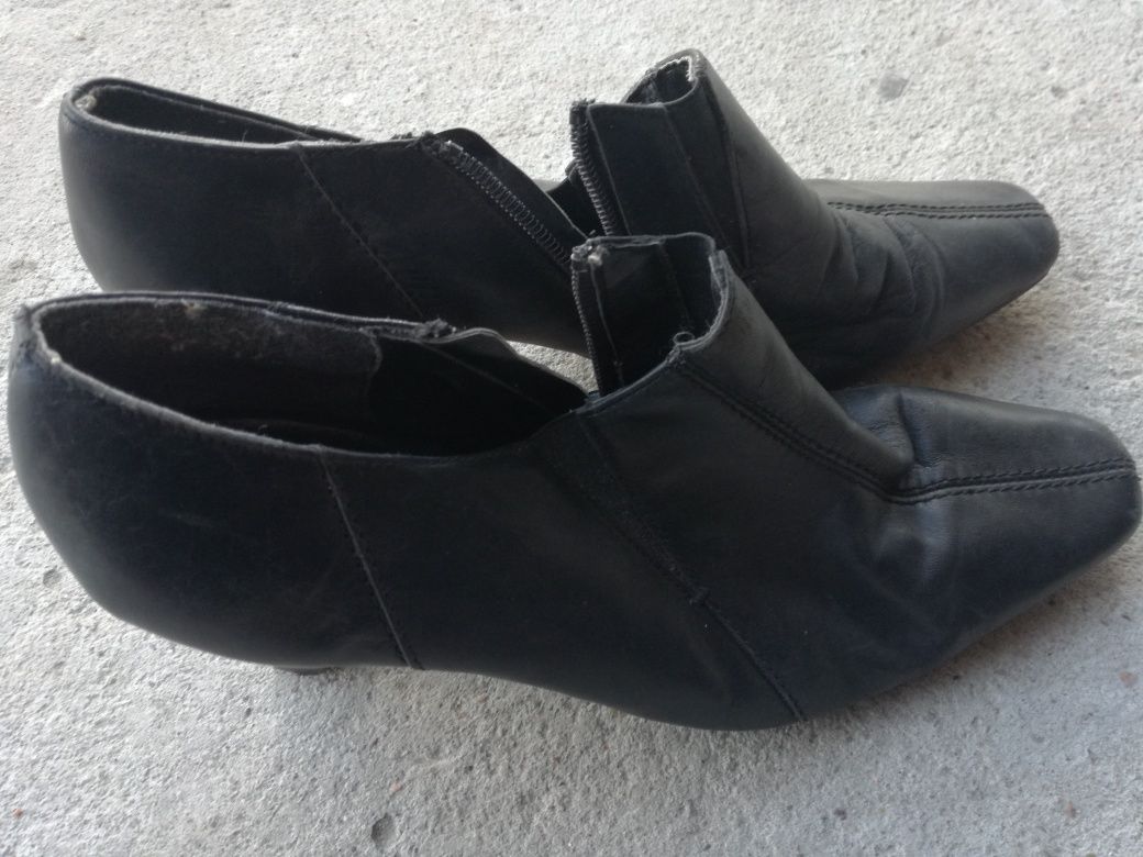 Buty używane skórzane damskie r 40