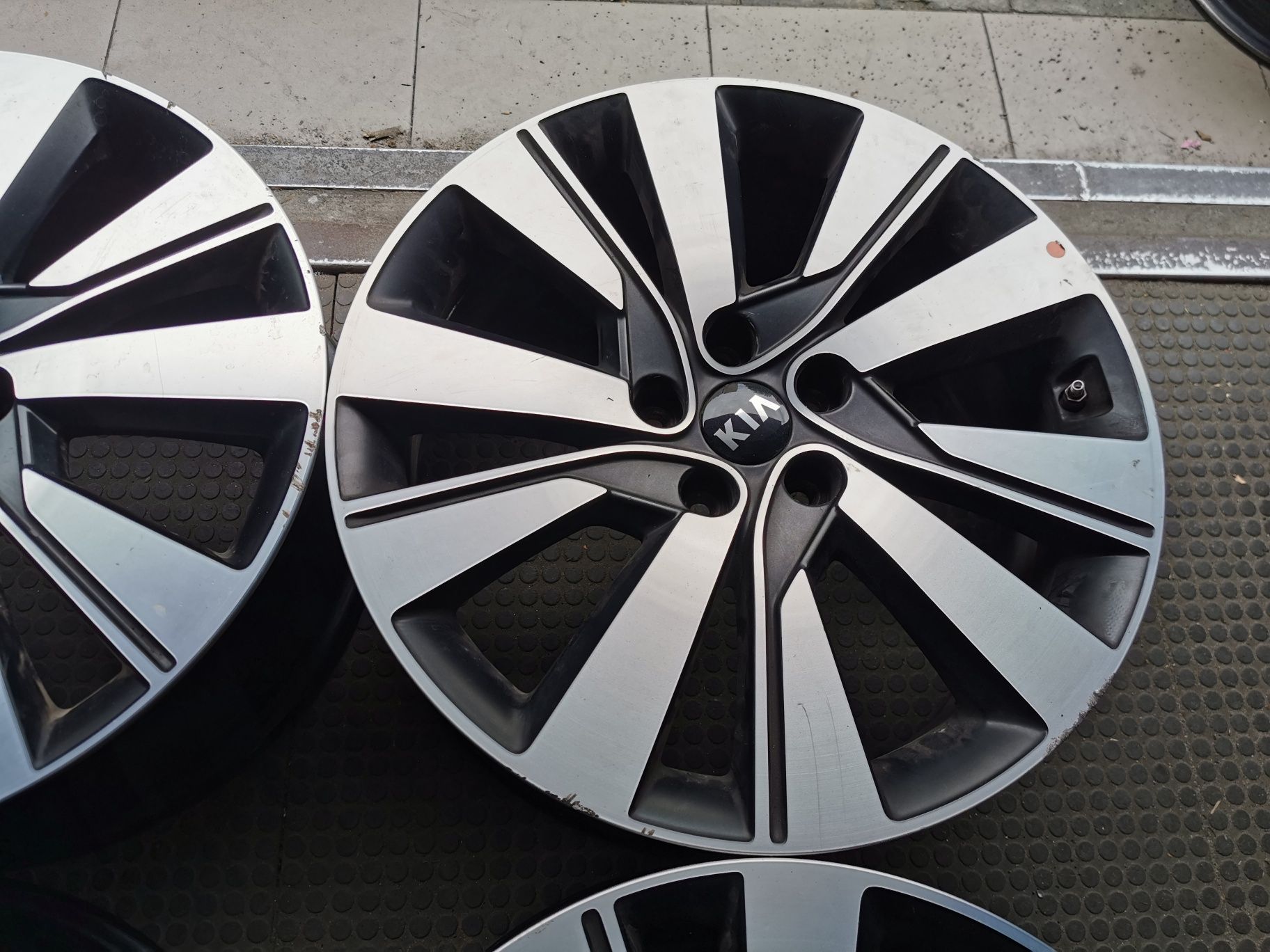Диски Kia R19 5*114.3