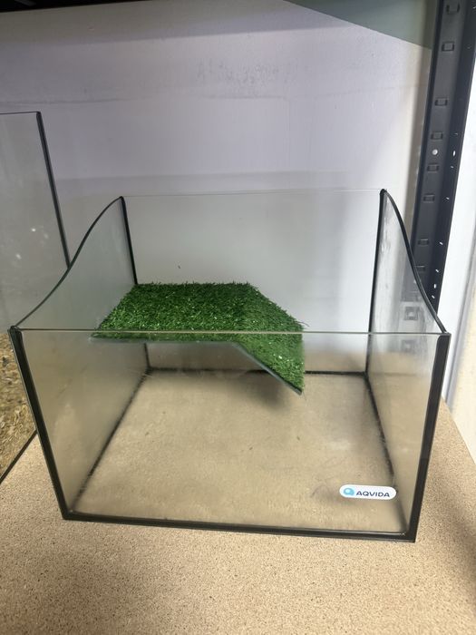 Акваріуми, тераріуми для черепах, фільтри, обігрівачі, лампи