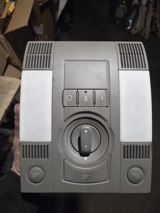 audi a8 d3 oświetlenie lampka podsufitki   szyberdach