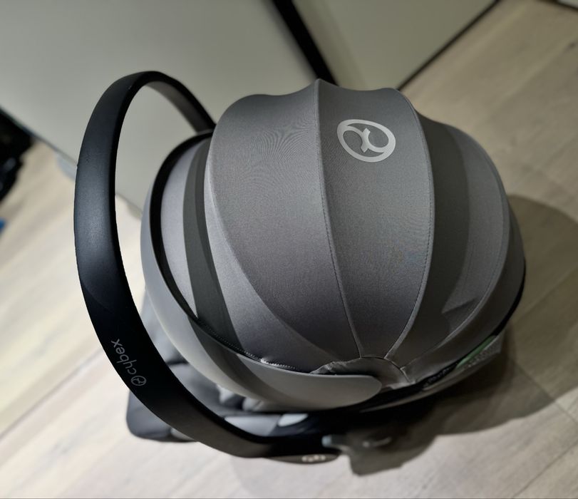 Продаю автокрісло Cybex Cloud T i-Size (сіре)