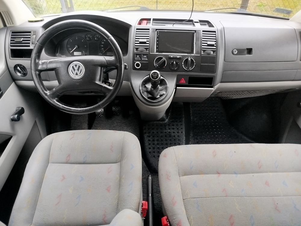 Volkswagen transporter T5.
