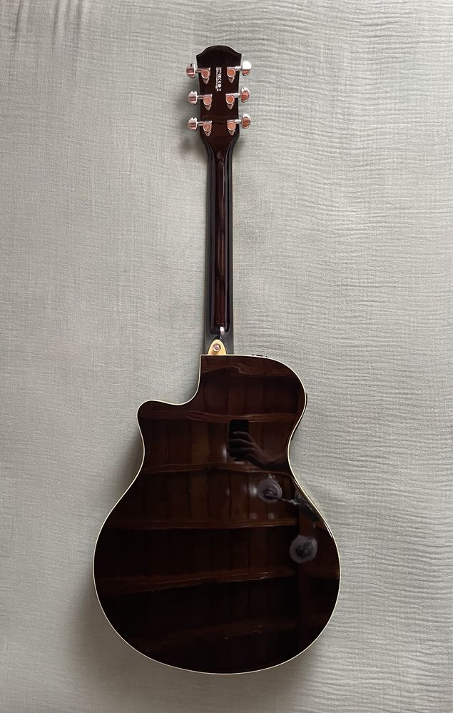 Guitarra Electroacustica Yamaha APX 600