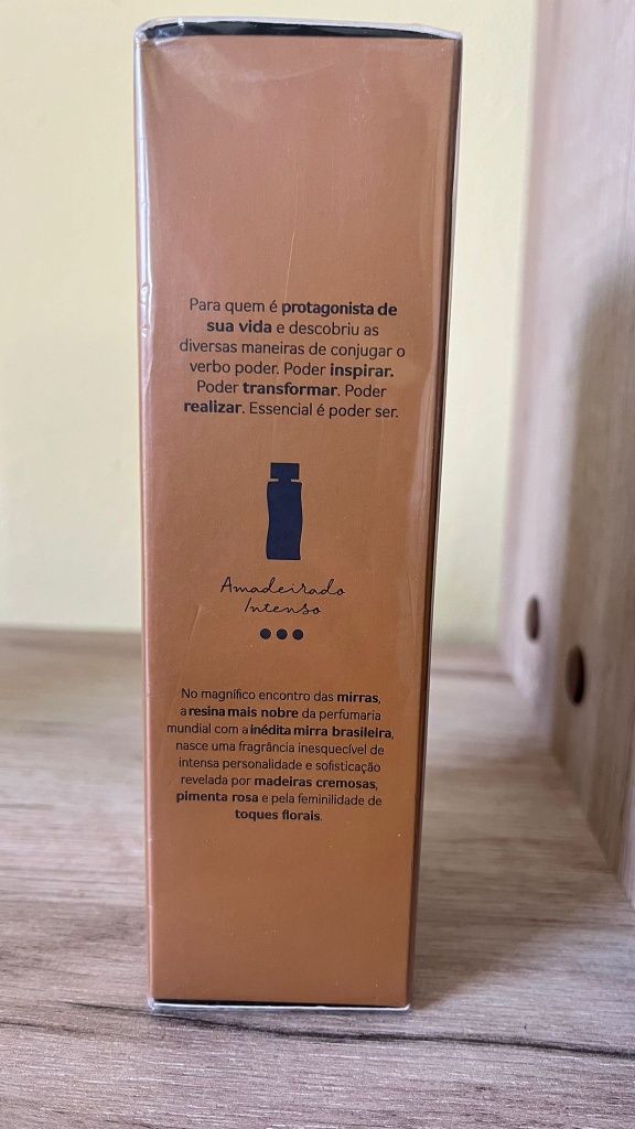 Perfume Essencial Mirra Feminino 100ml
