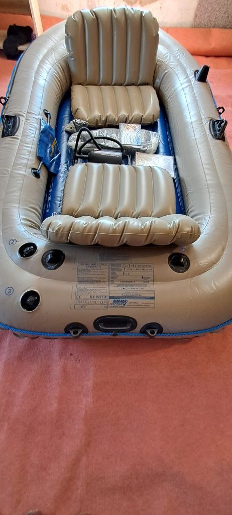 Ponton wędkarski excursion 3 intex,bestway,kolibri prezent świąteczny