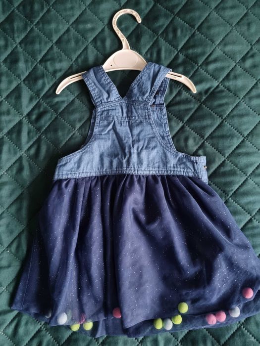 Sukienka na szelkach rozm 92