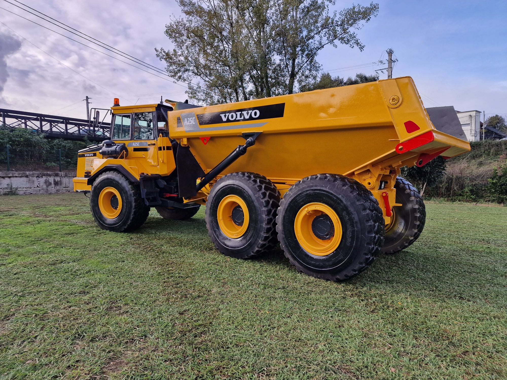 Dumper volvo A 25 C