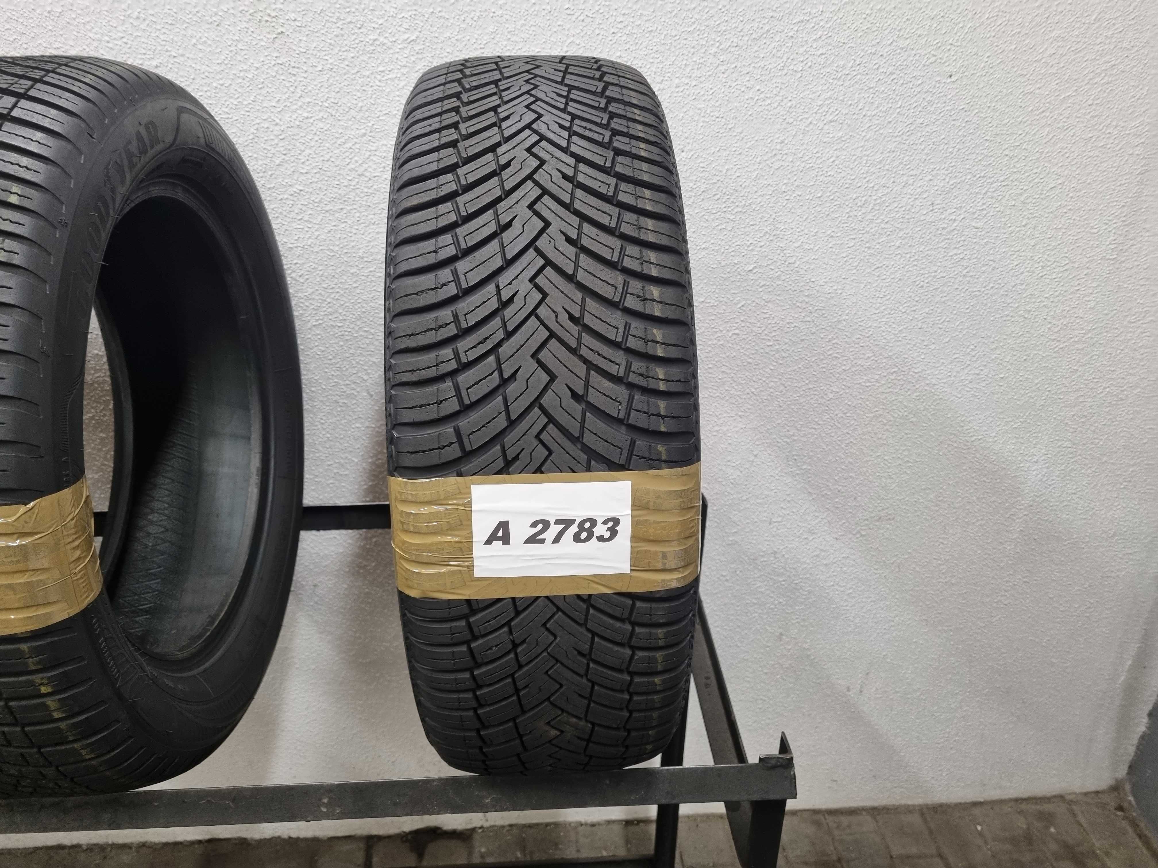 215/55/17 98W Pirelli Cinturato All Season SF2  SEAL INSIDE