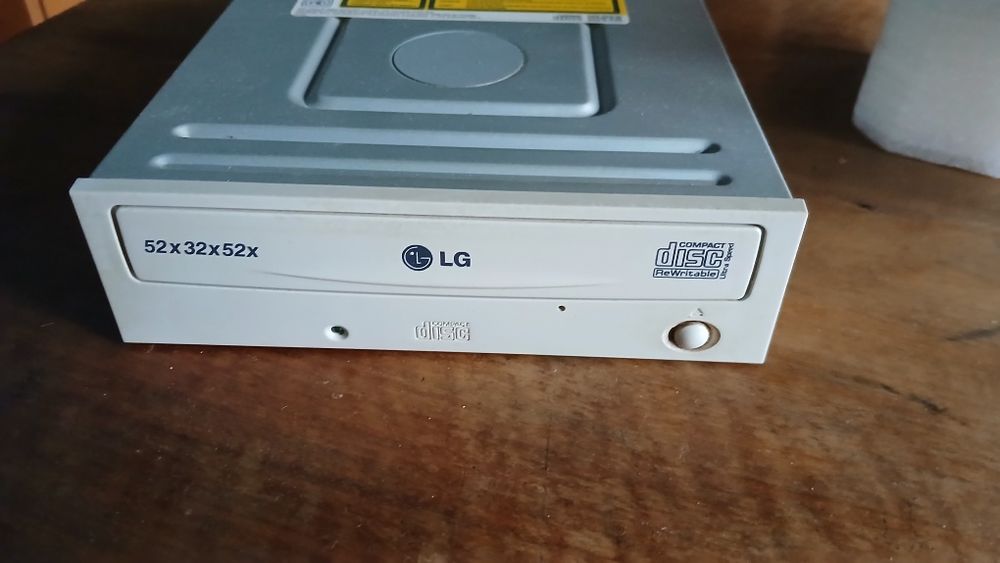 nagrywarka CD LG GCE-8526B