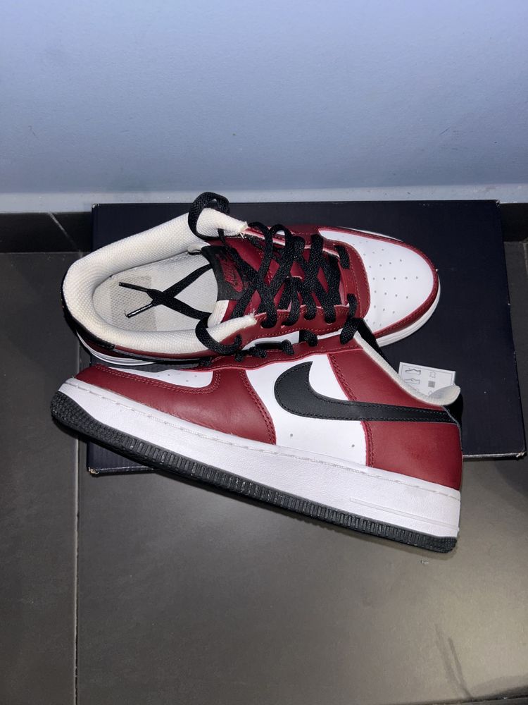 Nike Air Force 1 Low LV8