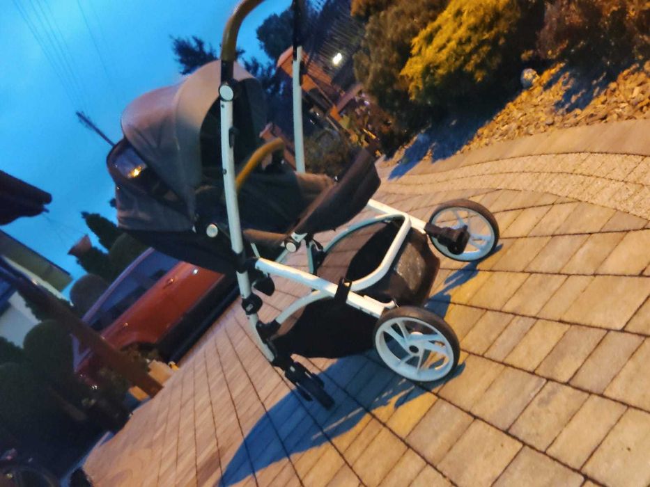 Wózek dziecięcy spacerowy
