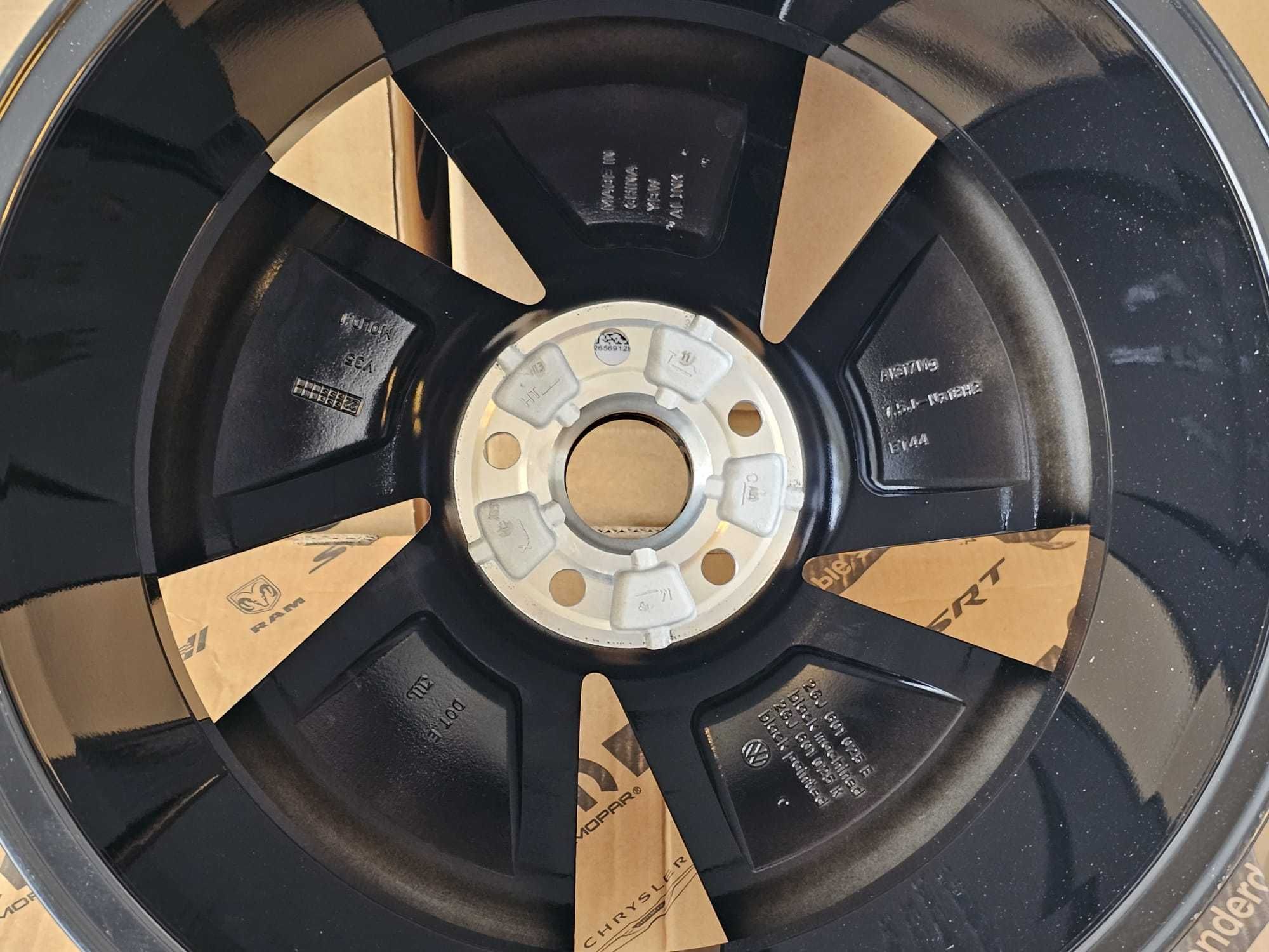 Alufelgi 5x112 18 ET44 Audi A3 8P0 8V0 8Y0 A4 B5 B6 B7 A6 C5 C6 C4 100