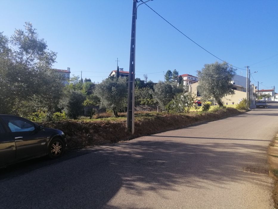 Terreno excelente exposição solar.