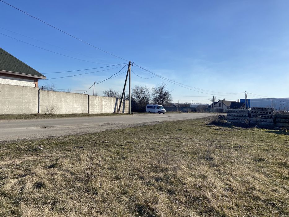 Продам участок 4 гектара