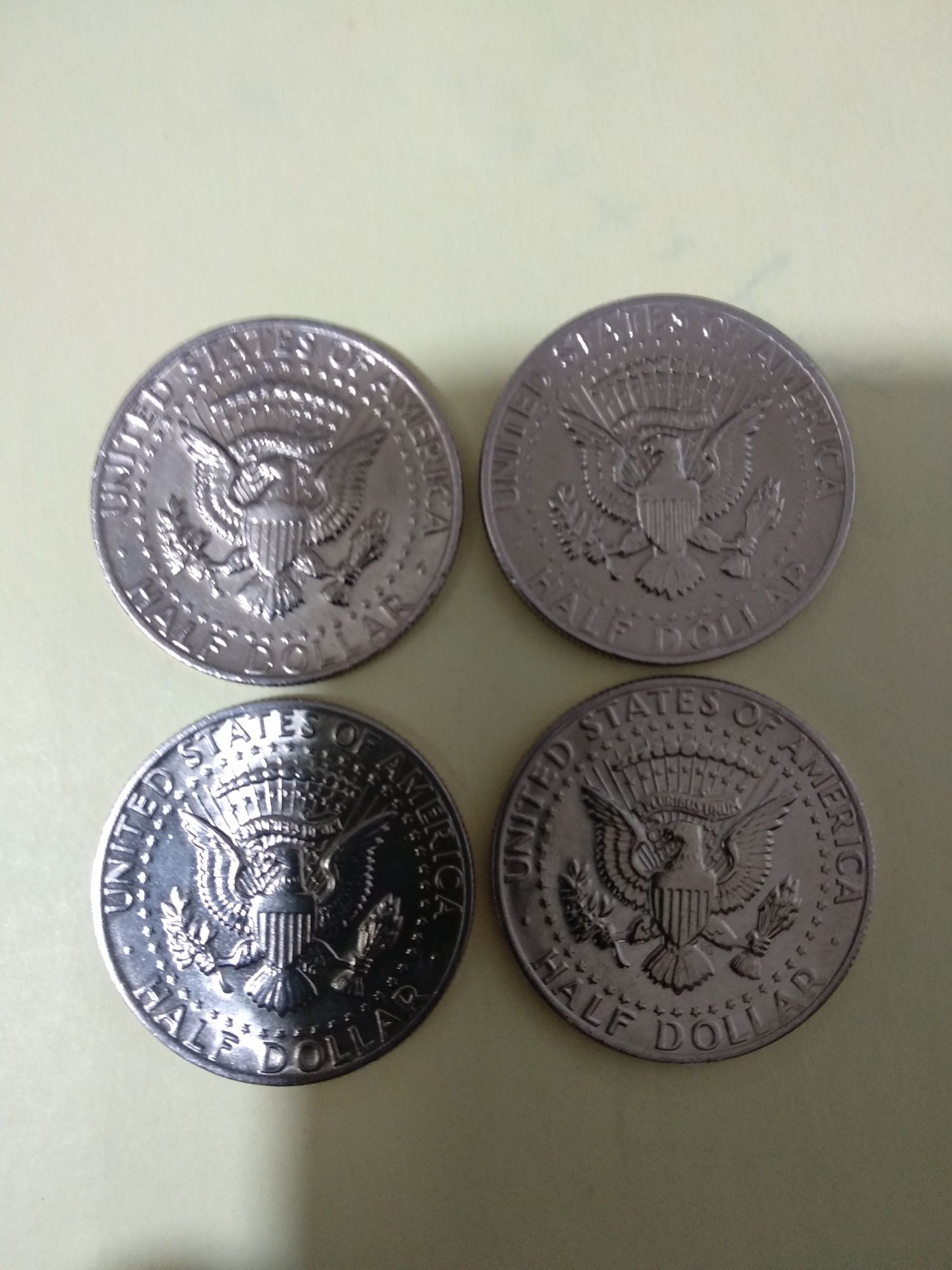 Moedas de meio Dólar 1977 EUA