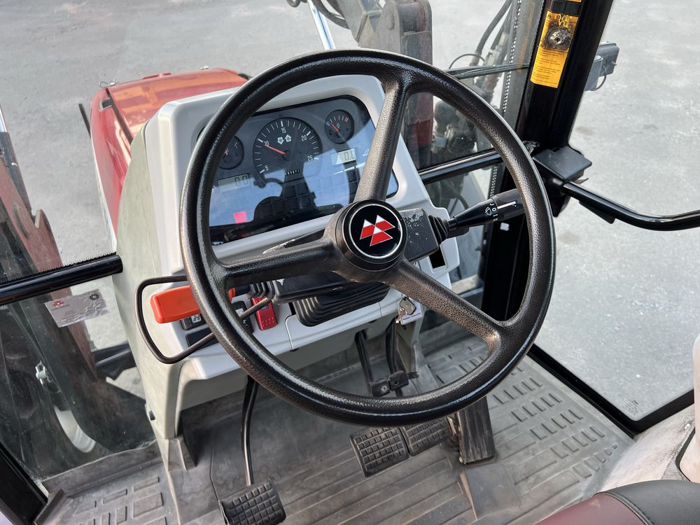 Massey Ferguson 5455