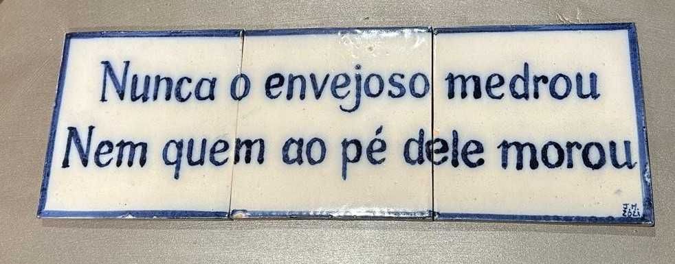 Azulejo pintado antigo, dizeres populares