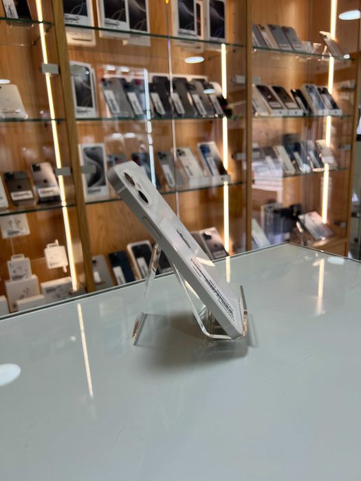 iPhone 12 128GB White