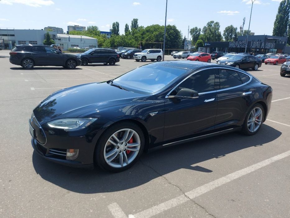 Tesla model S Тесла С аренда авто в аренду оренда одеса