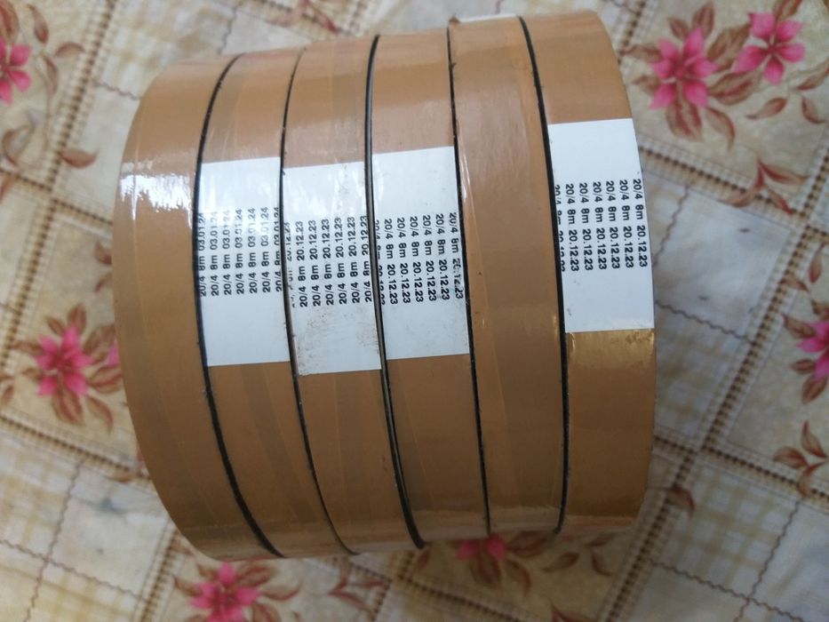 Уплотнительная герметизирующая самоклеящиеся лента WURTH 8м