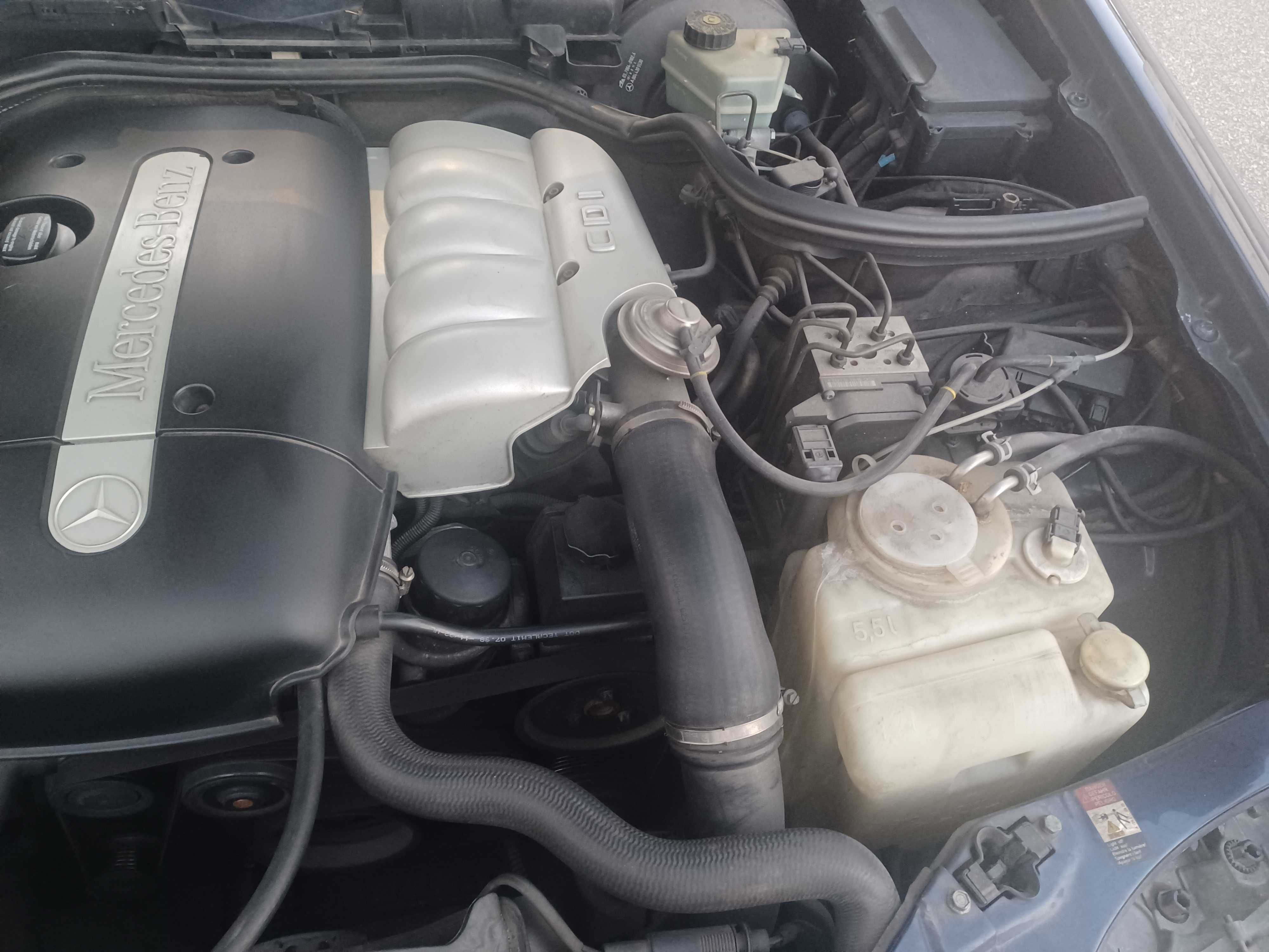 Mercedes modelo 220E CDI