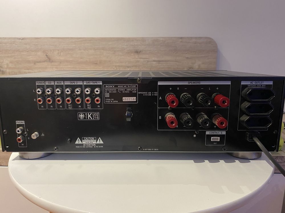 Wzmacniacz Sony F335R