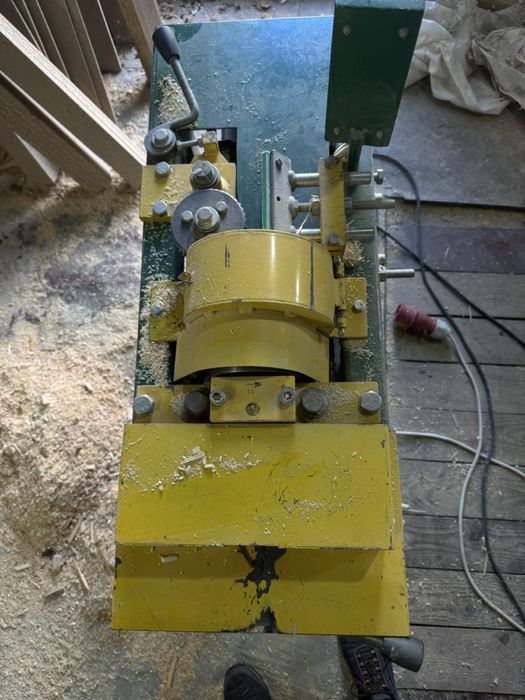 Лінія з виготовлення держаків. Черенків, колишек, ніжек