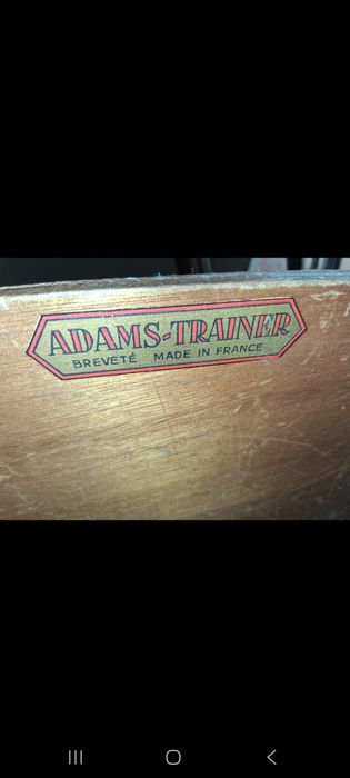 Máquina de pedalar do início do século XX