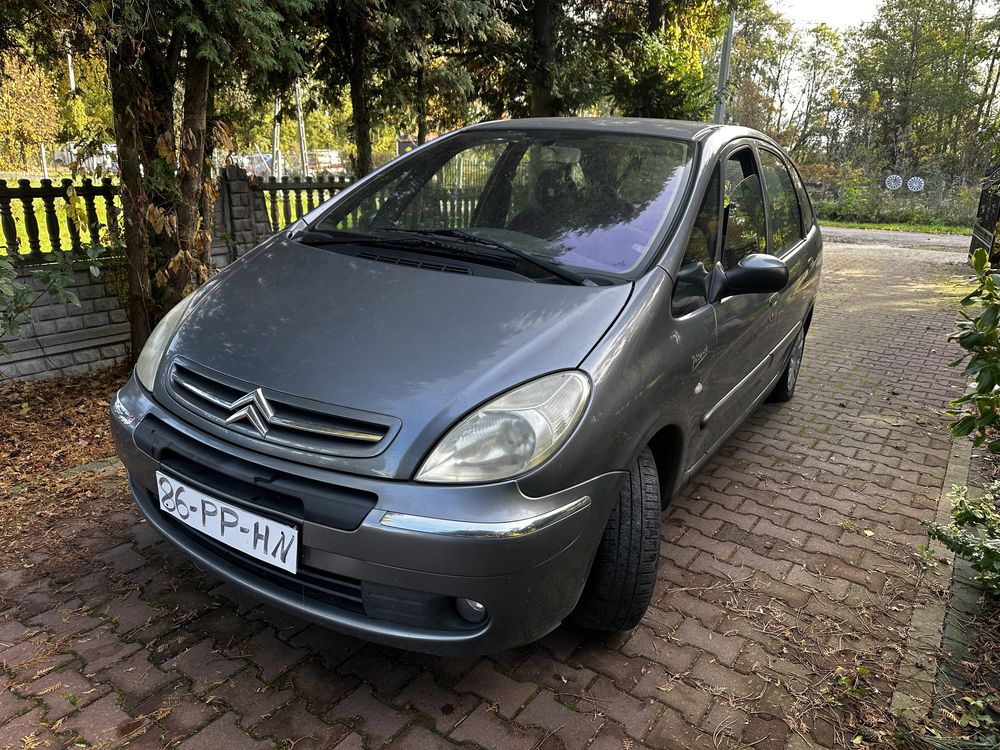 Citroen Xsara Picasso 1.8 benz.2004r.Sprowadzony.Oryginalny przebieg