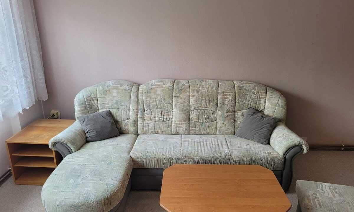 Раскладной диван, 2 кресла и стол(комплект)