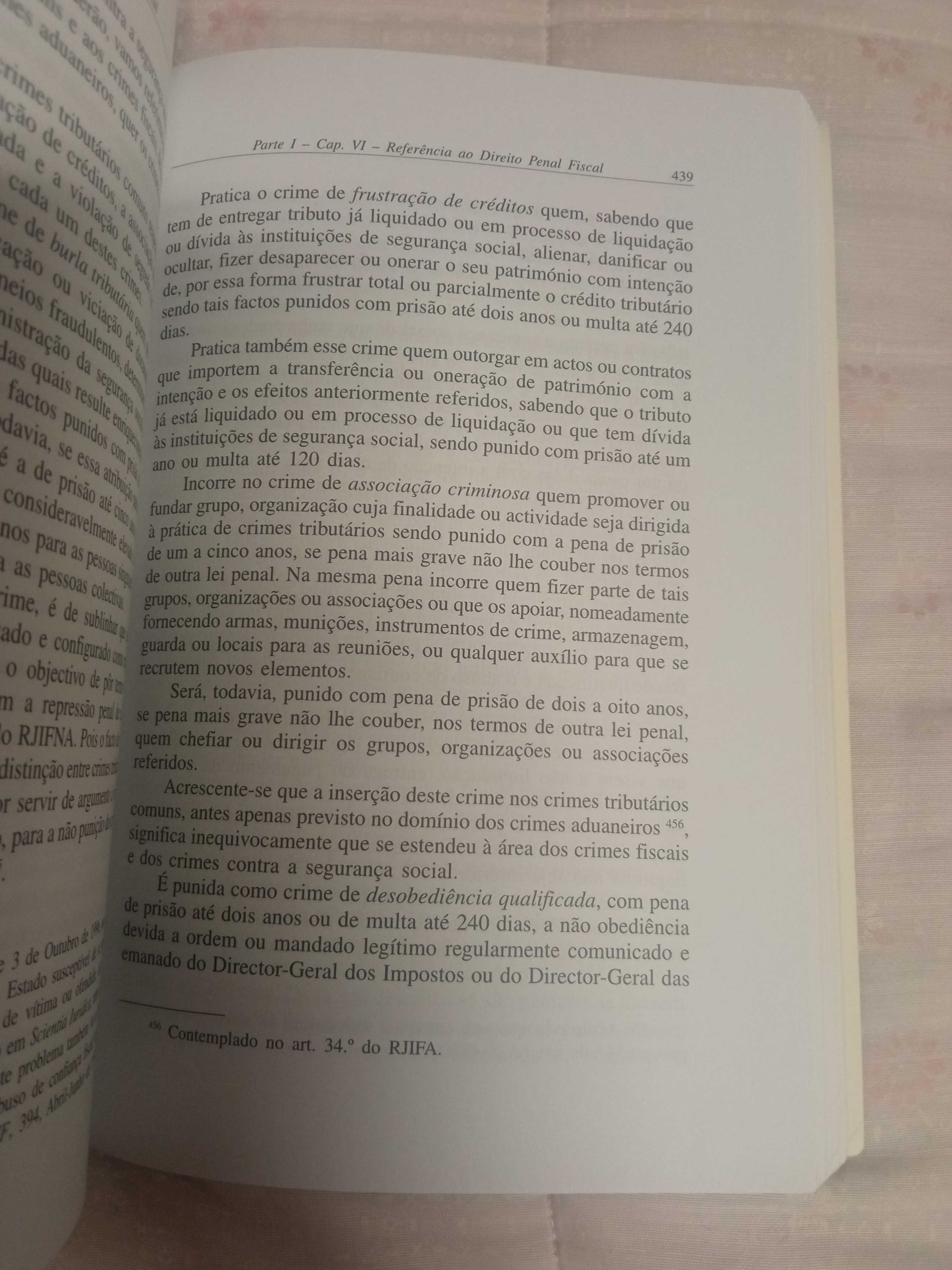 Direito Fiscal, de José Casalta Navais