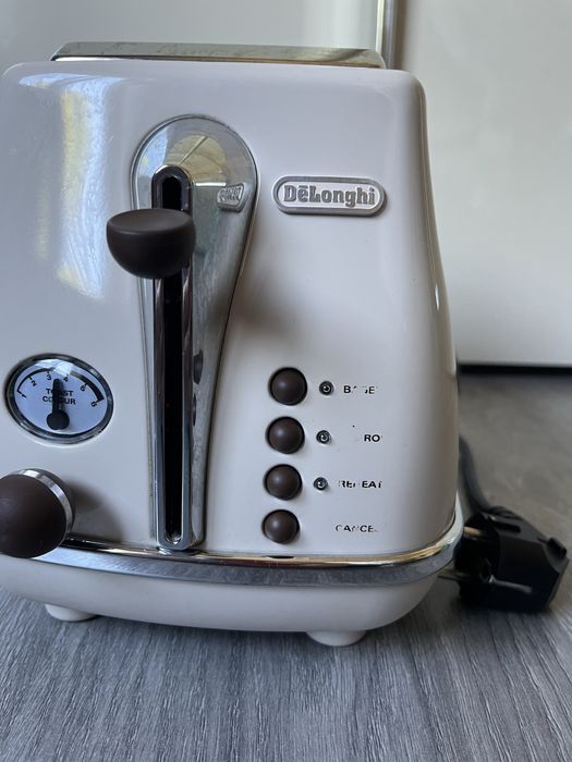 Тостер Delonghi CTOV2103.BG На запчастини