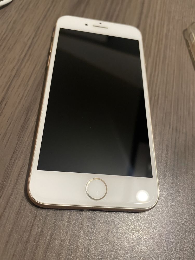 IPhone 8 64GB Gold