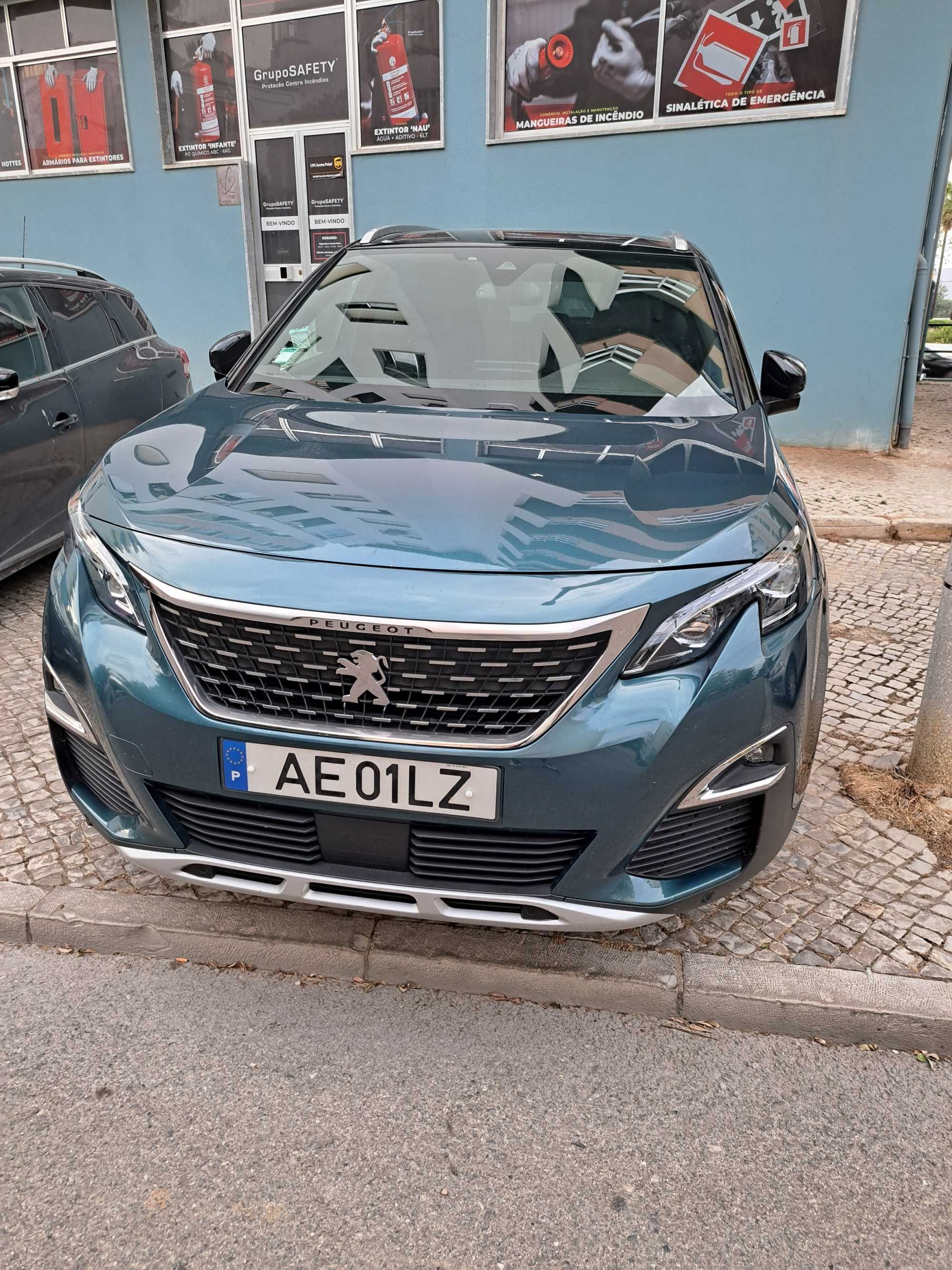 Vende Peugeot 5008