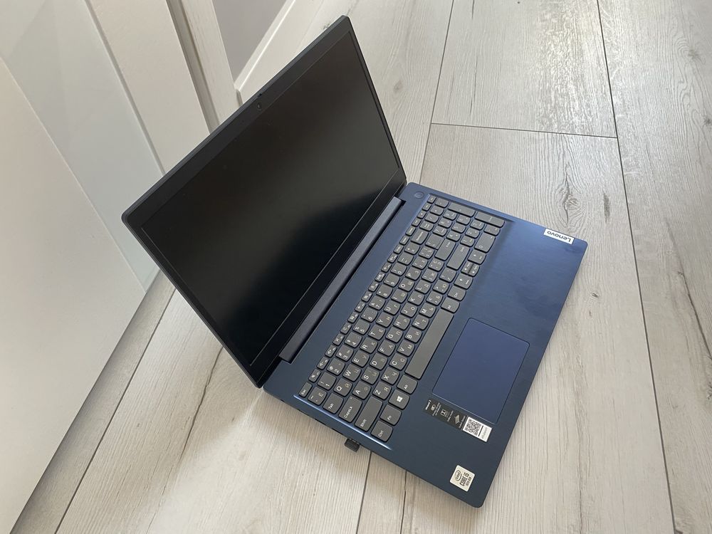 Ноутбук Lenovo IdeaPad 3 15IIL05