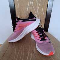 Buty sportowe Nike Quest 3 rozm. 37,5