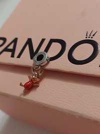 Nowy charms prosiaczek Pandora