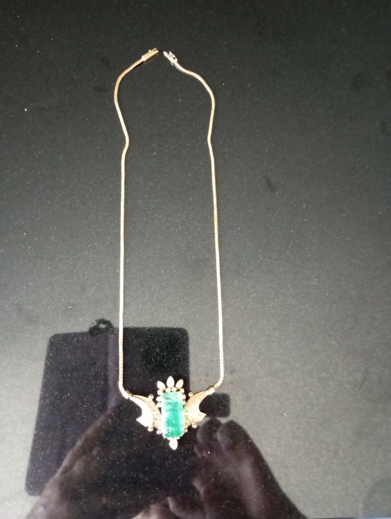 Peça em ouro vintage