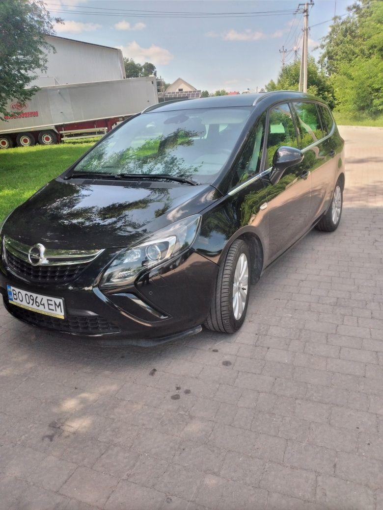 Opel ZAFIRA 2014