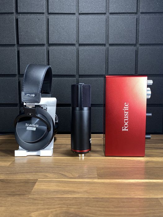 Focusrite Scarlett 2i2 Studio 3rd gen (Доставим курьером - БЕСПЛАТНО!)