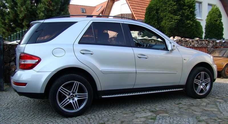 Mercedes ML 300 cdi PERFEKCYJNY STAN udokumentowany