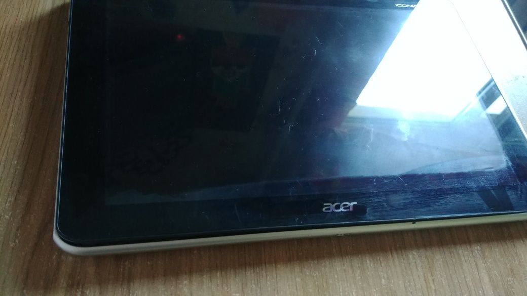 планшет Acer Iconia Tab A700 на запчасти