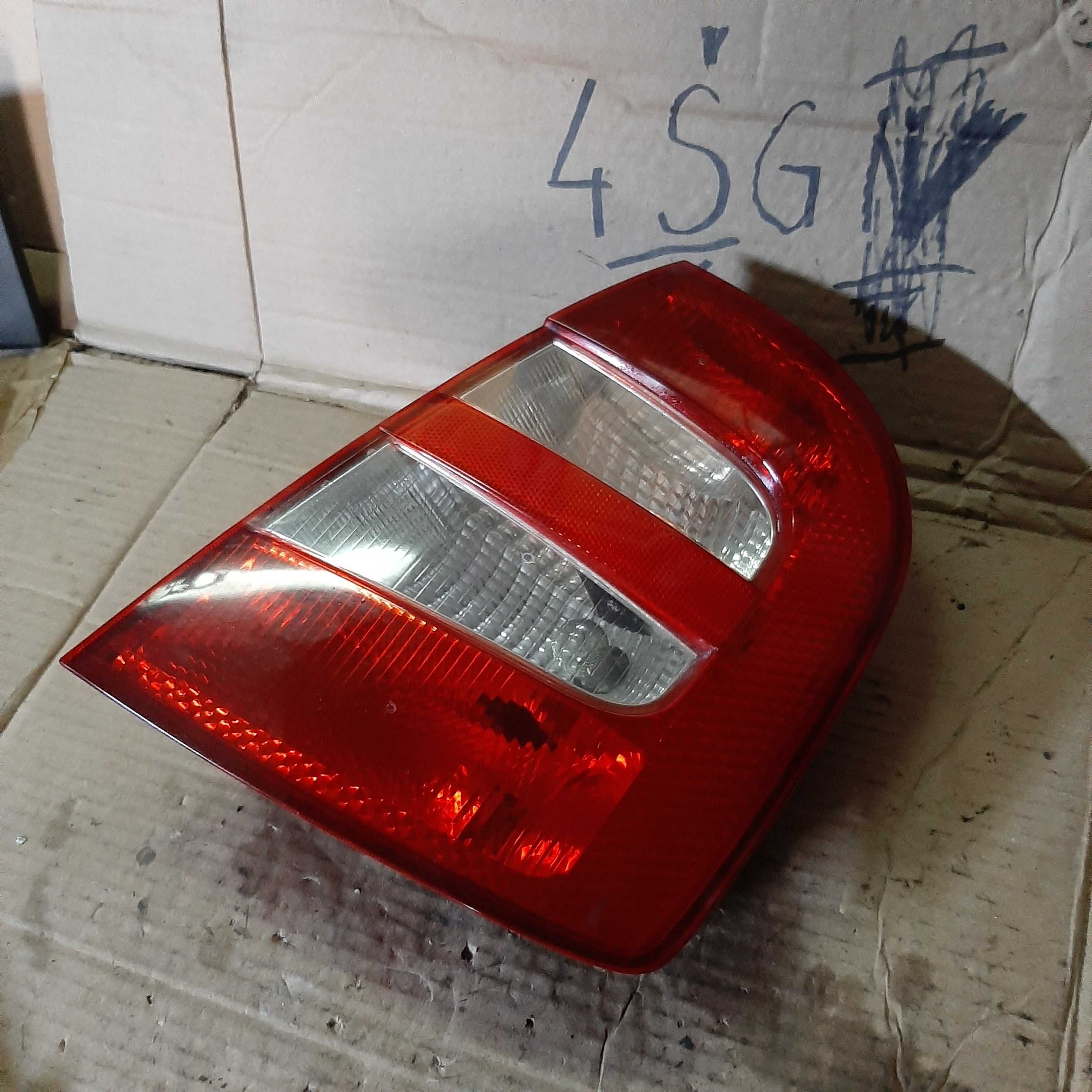 Lampa tył prawa skoda fabia I 2000r hetchbeck