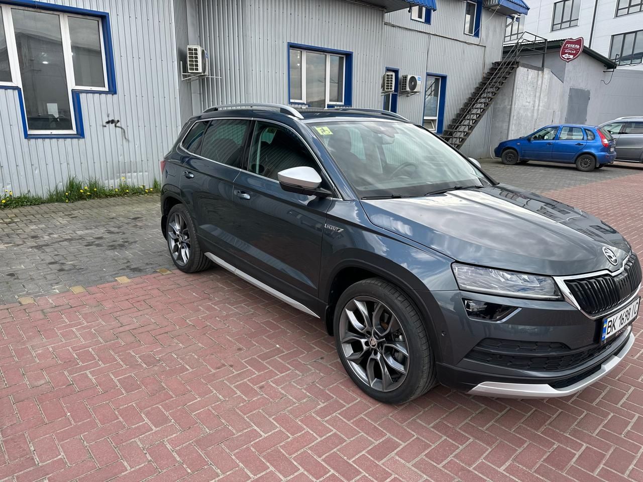 Терміново! Продам skoda karoq